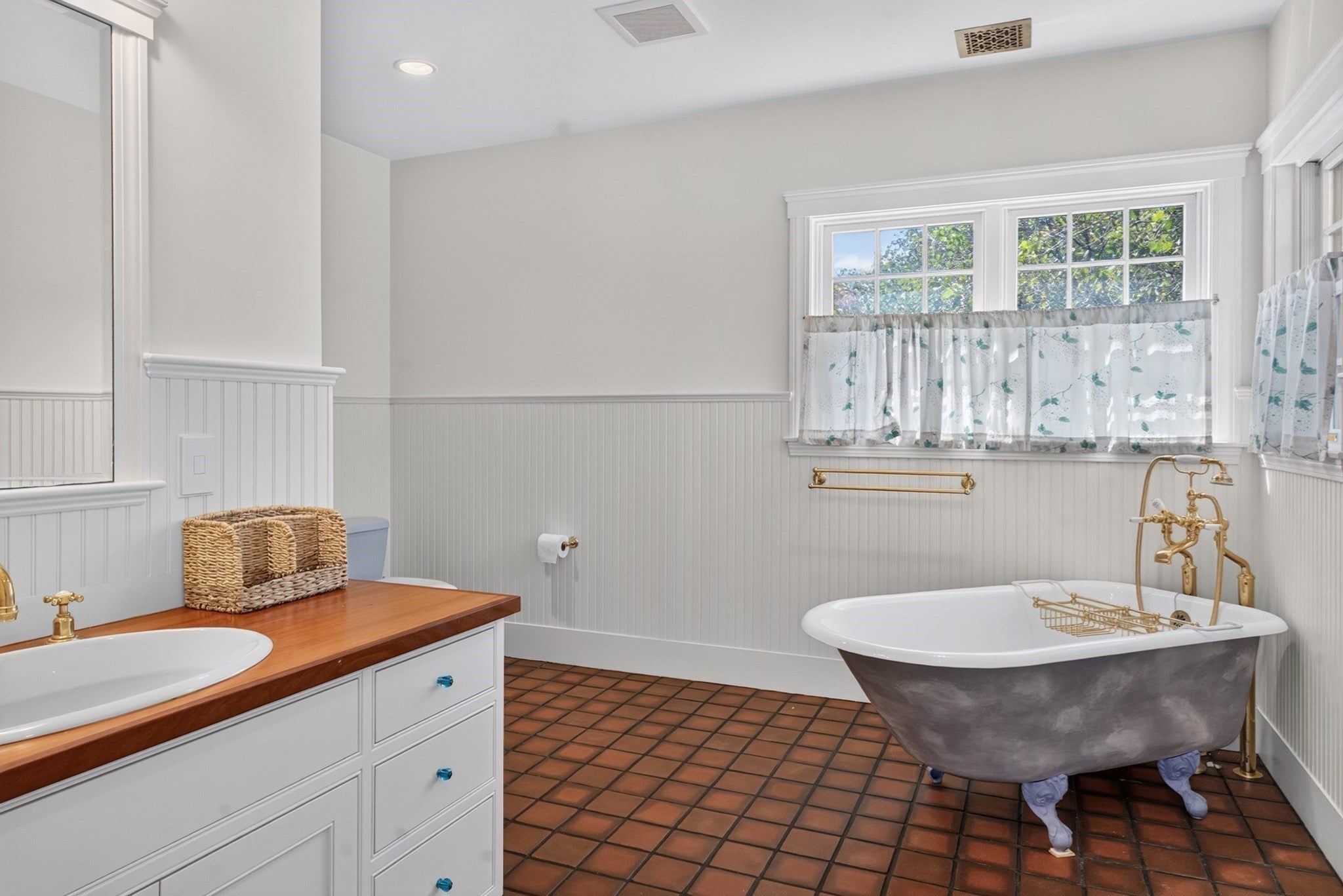 4 Garrett Way, Edgartown, MA Photo #33