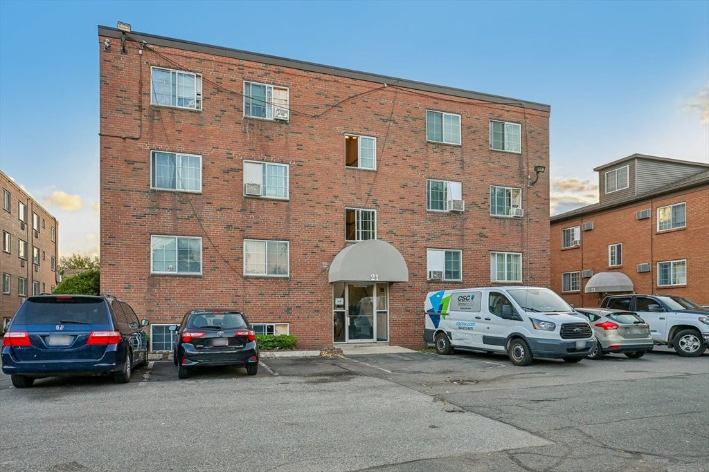 21 Staples Ave #23, Everett, MA Photo #20