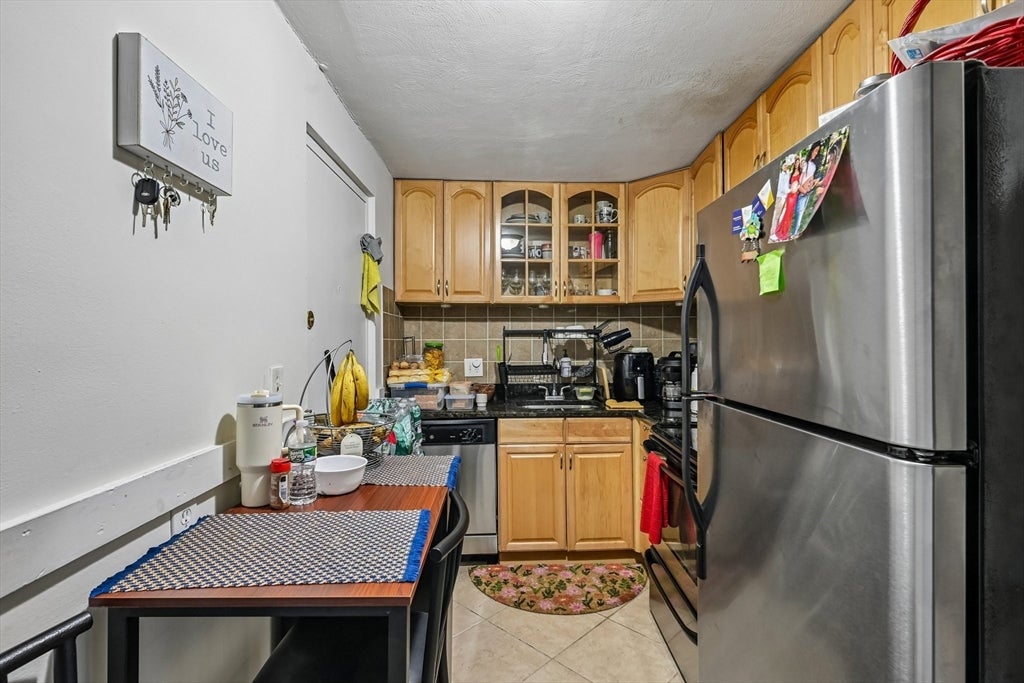 21 Staples Ave #23, Everett, MA Photo #8