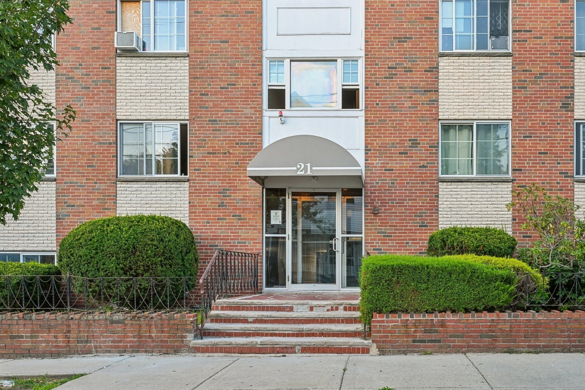21 Staples Ave #23, Everett, MA Photo #3