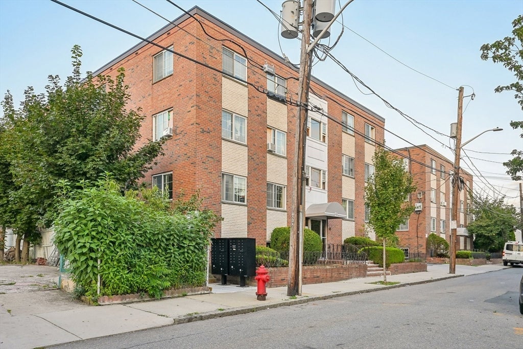 21 Staples Ave #23, Everett, MA Photo #2