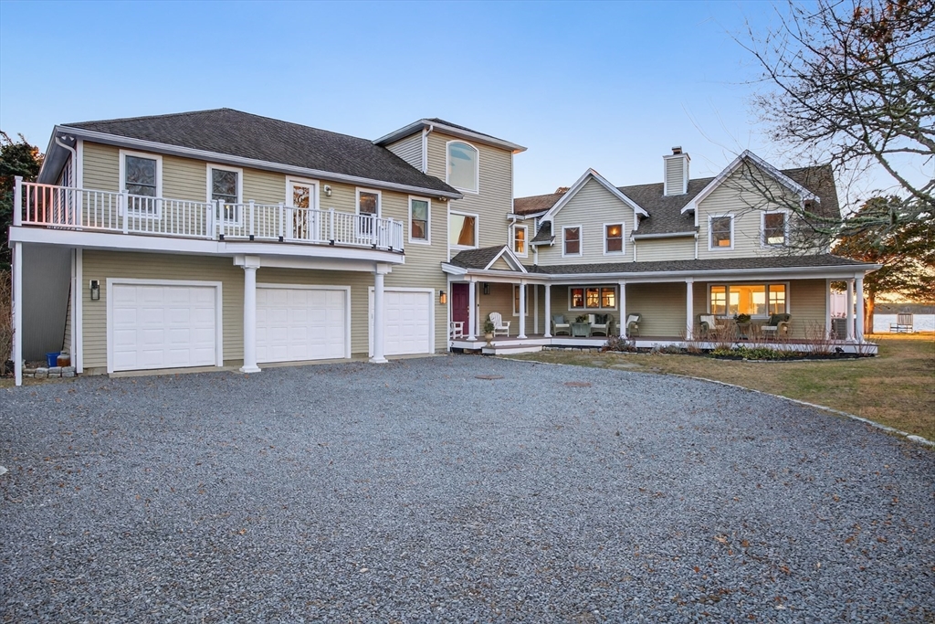 15 Seconsett Point Rd