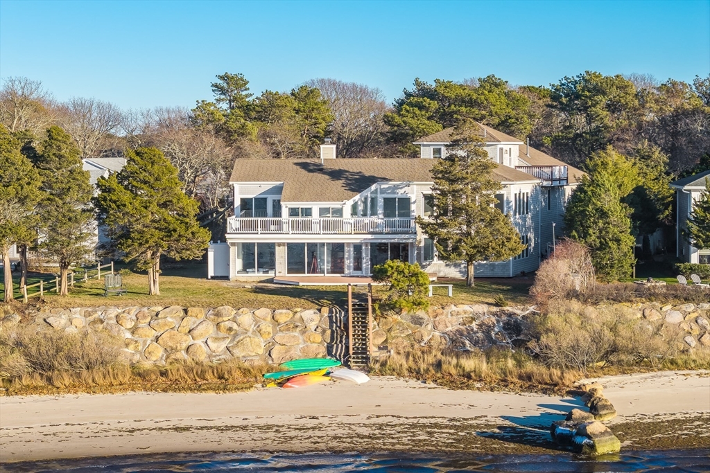 15 Seconsett Point Rd