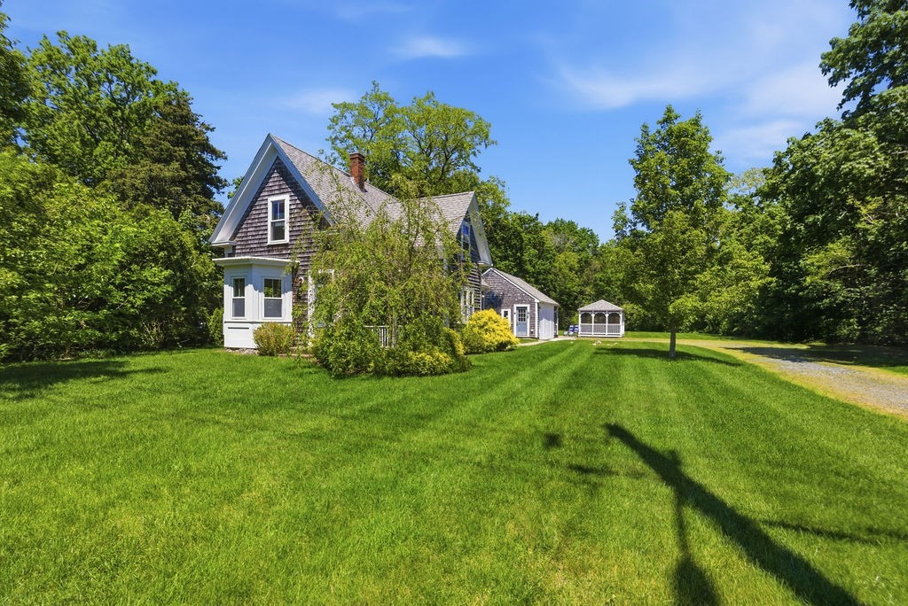 18 Nobscussett Road