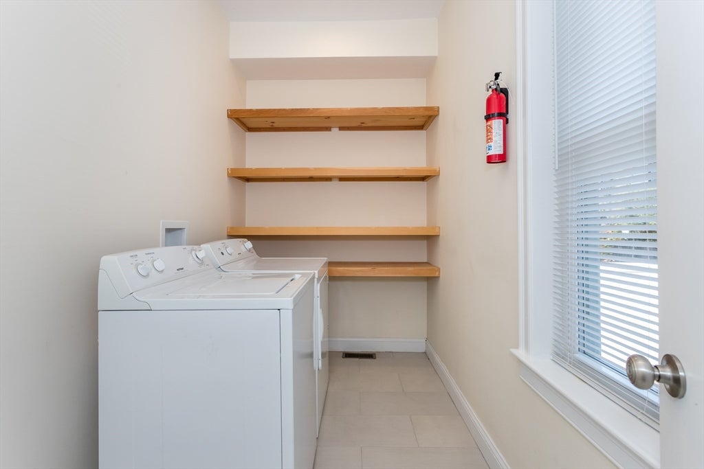 18 Kittredge St #1, Boston, MA Photo #21