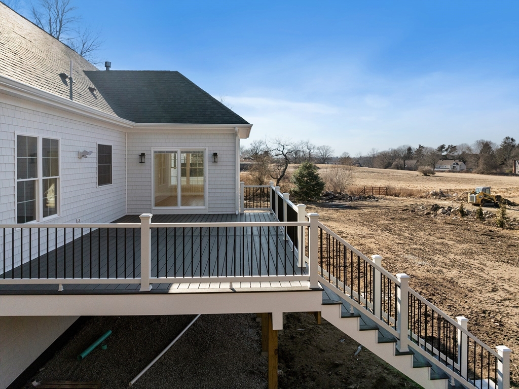 98 Horseneck Road