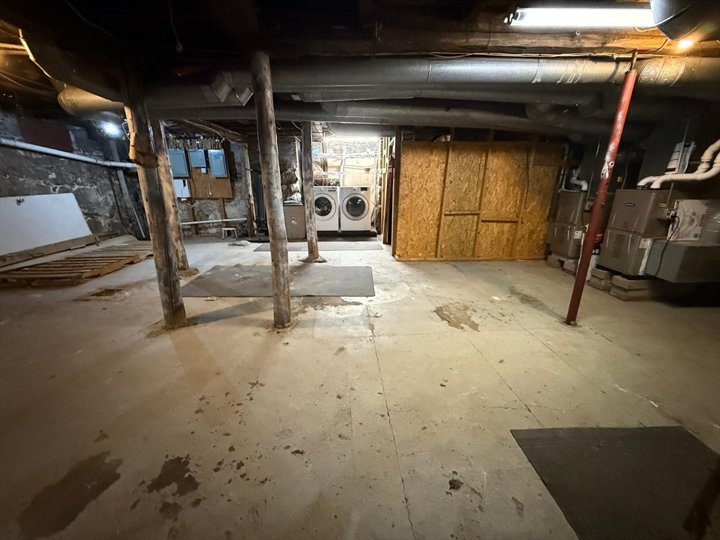 17 Alice Ave, Lynn, MA Photo #18