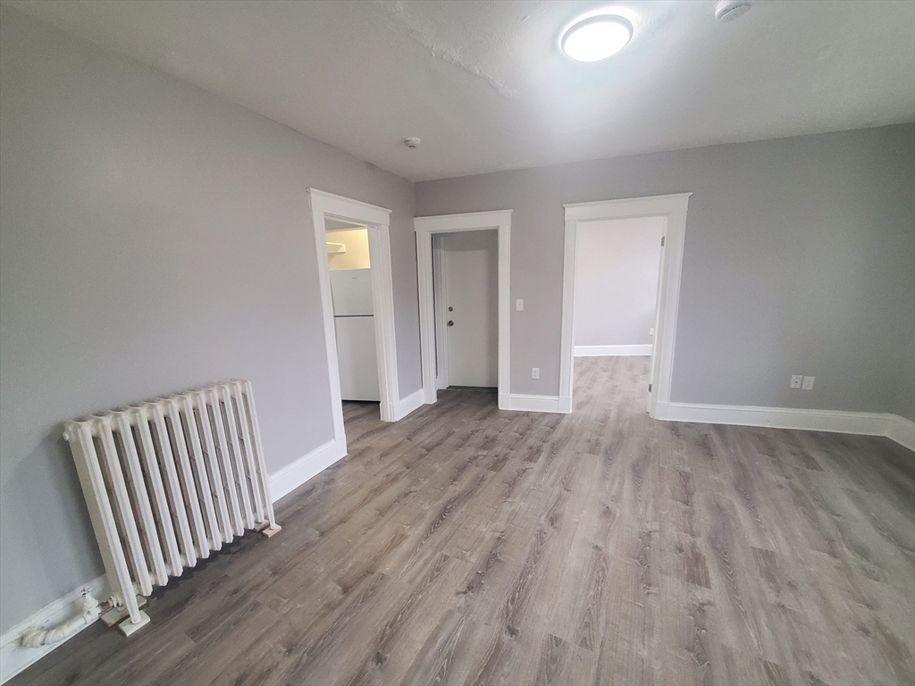 738 Washington Street 33