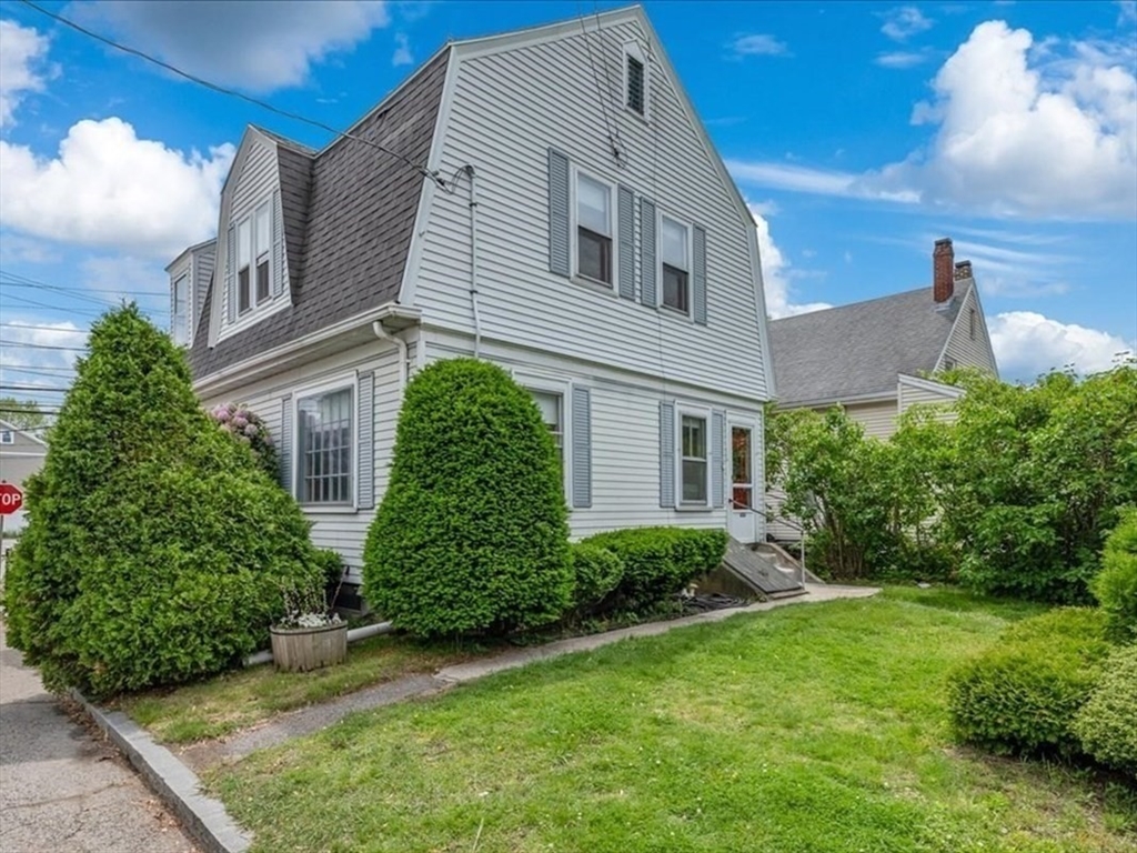 142 Broad St
