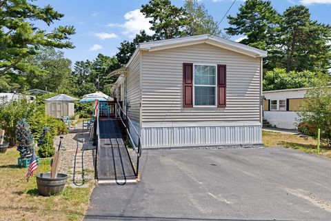 125 Jeffreys Path Wareham MA 02571