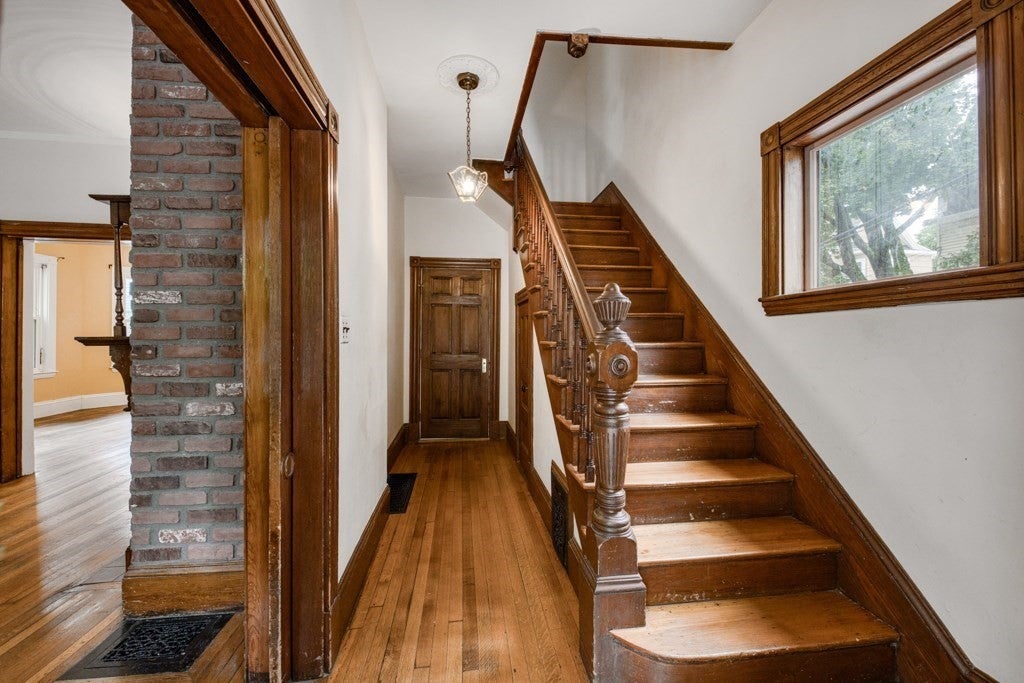 136 Elm Street, Cambridge, MA Photo #8