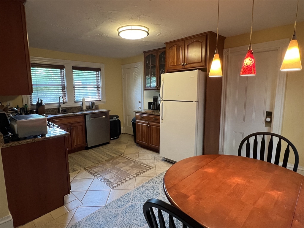 8 Morse Ave 2