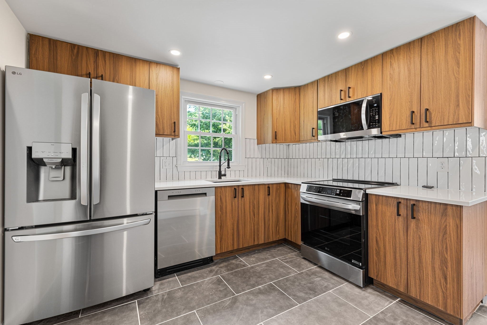 194 Glenellen Rd, Boston, MA, 194 Glenellen Rd, Boston, MA Photo #2