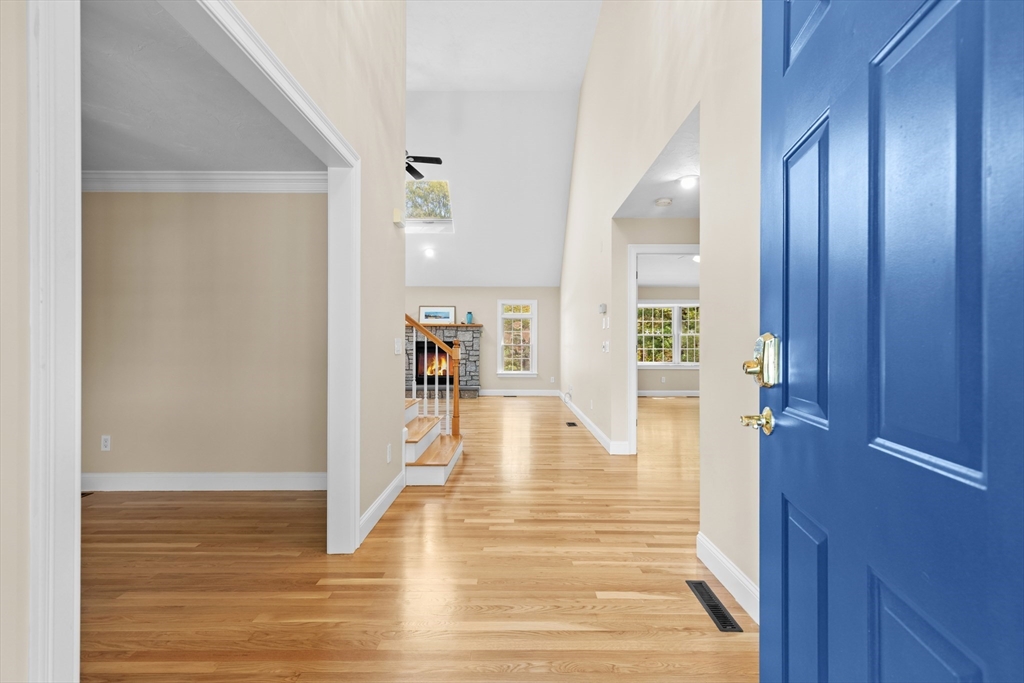 5 Summerwind Ln