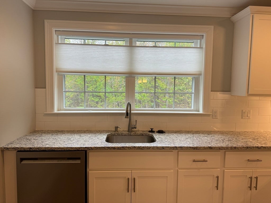 165 Cambridge Rd #17, Woburn, MA, 165 Cambridge Rd #17, Woburn, MA Photo #6