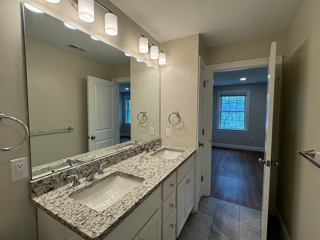 165 Cambridge Rd #17, Woburn, MA, 165 Cambridge Rd #17, Woburn, MA Photo #20