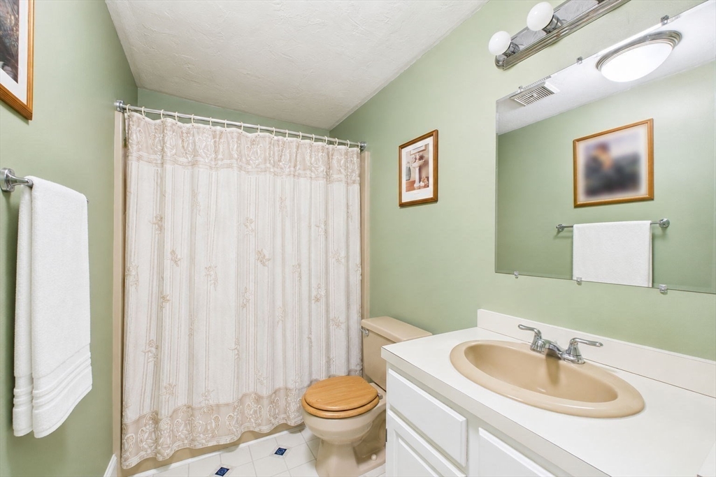 120 Lewin St #7, Fall River, MA Photo #13