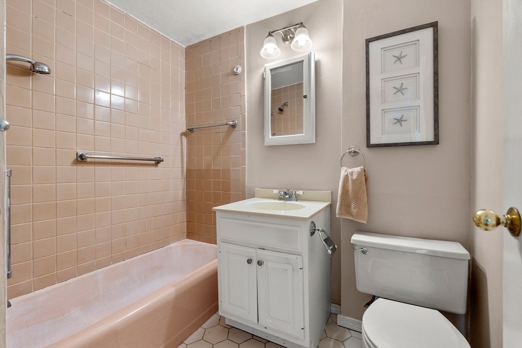 86 Norfolk St, Quincy, MA, 86 Norfolk St, Quincy, MA Photo #19