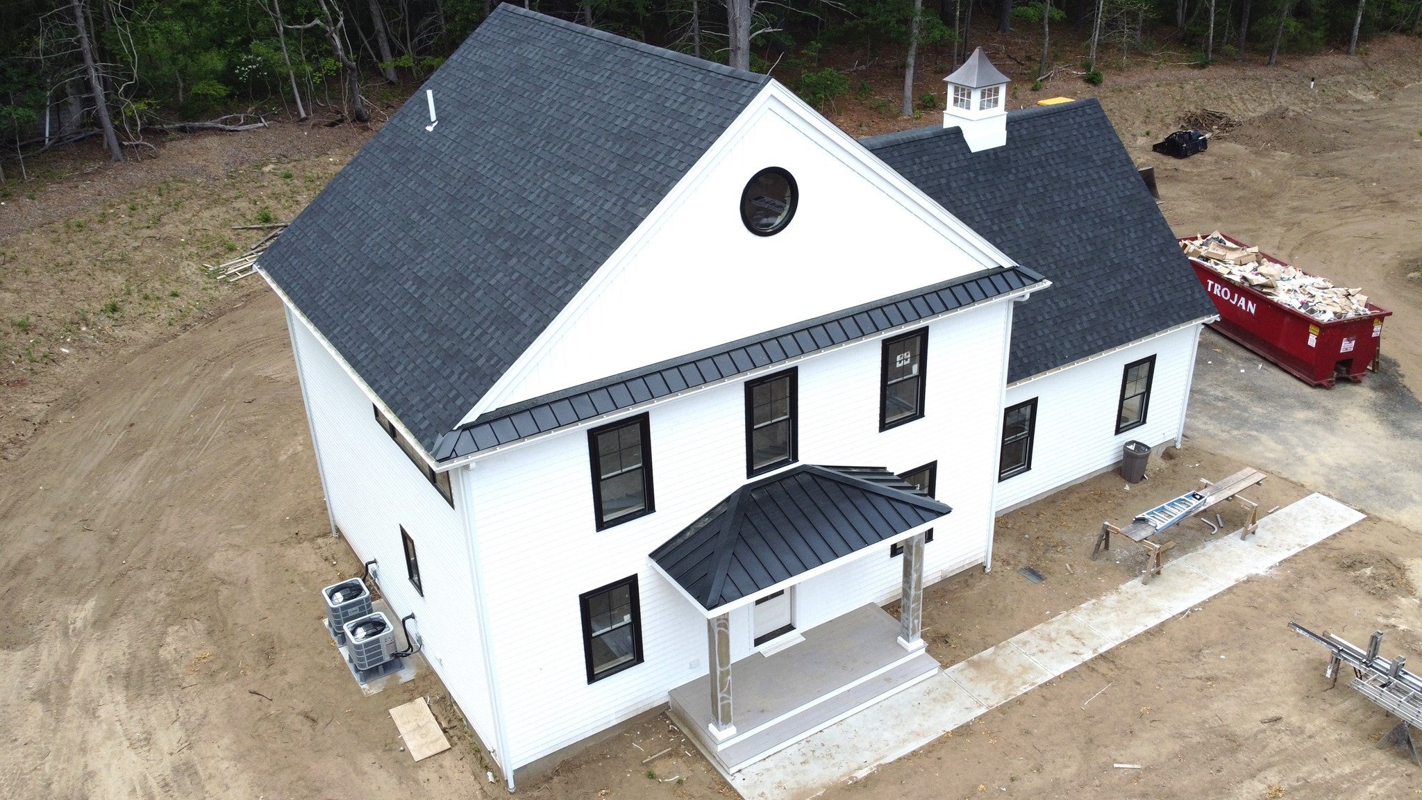 4 Station St