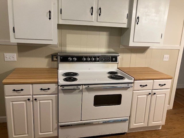 1076 Stony Hill Rd, Wilbraham, MA, 1076 Stony Hill Rd, Wilbraham, MA Photo #9