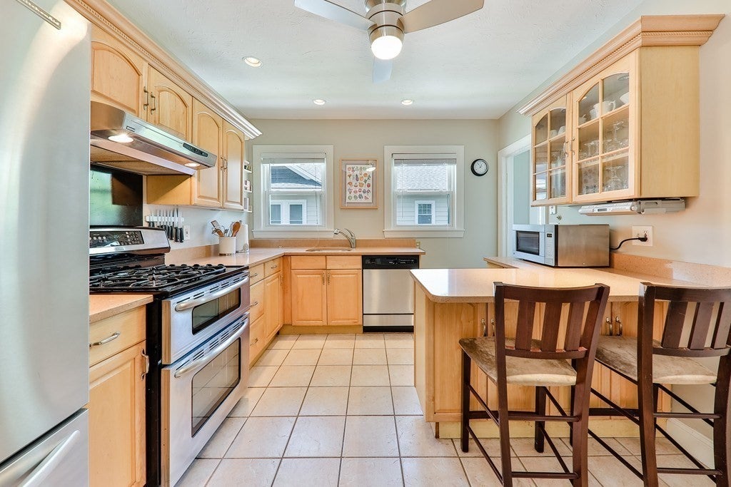 70 Wren St #2, Boston, MA Photo #12
