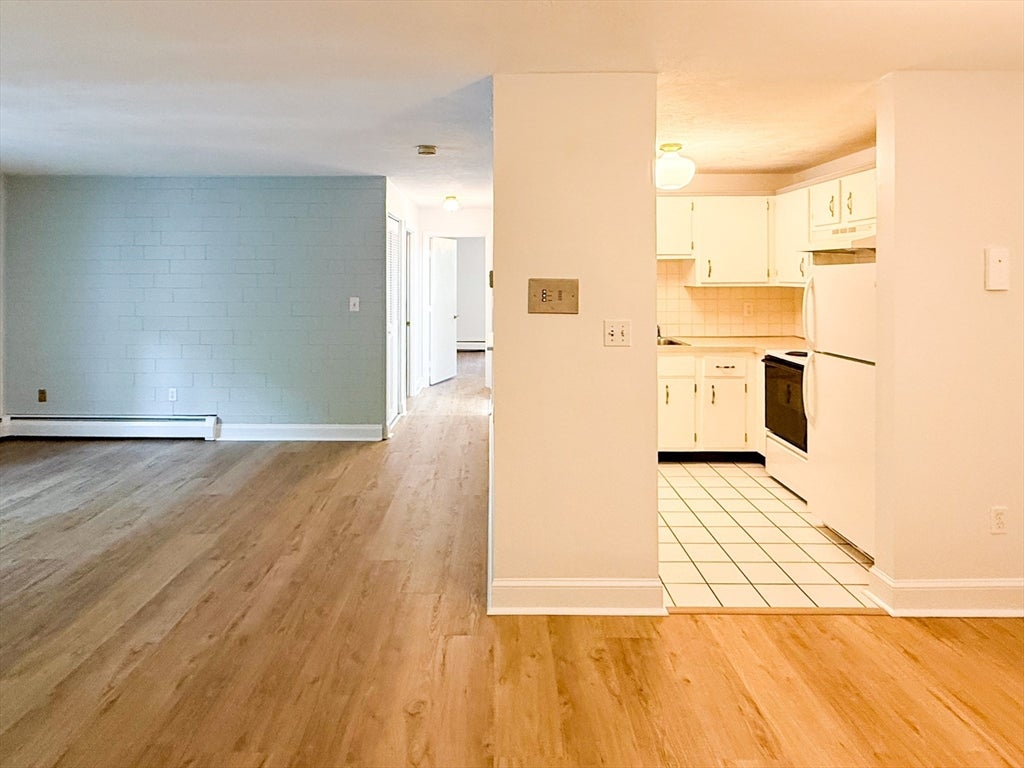 Photo of 599 Old West Central St, Franklin, MA