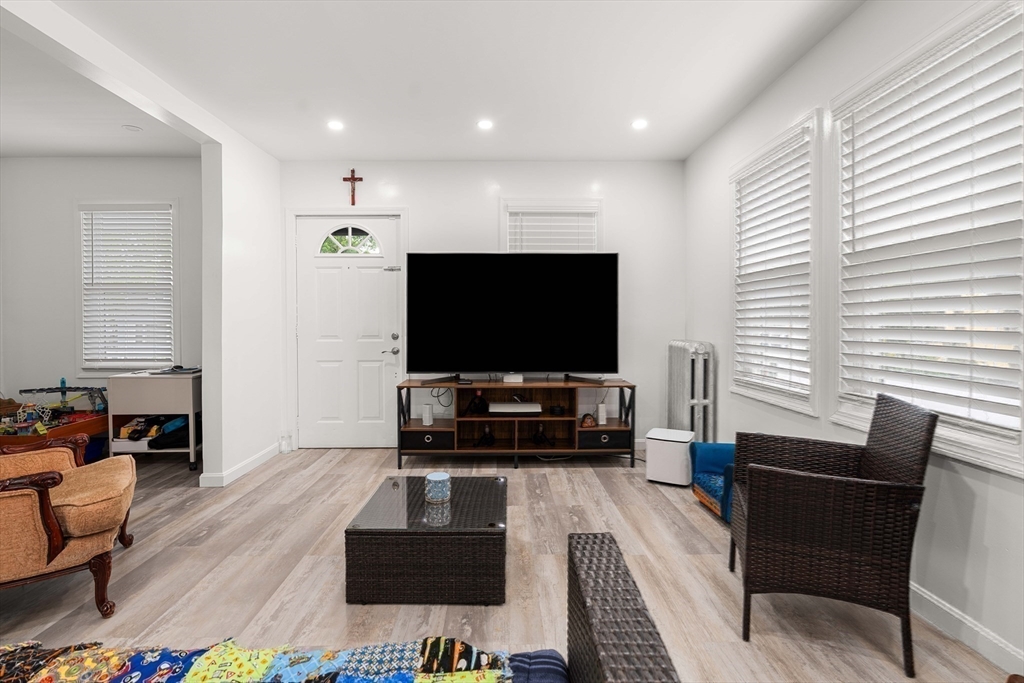 115-117 Clare Ave