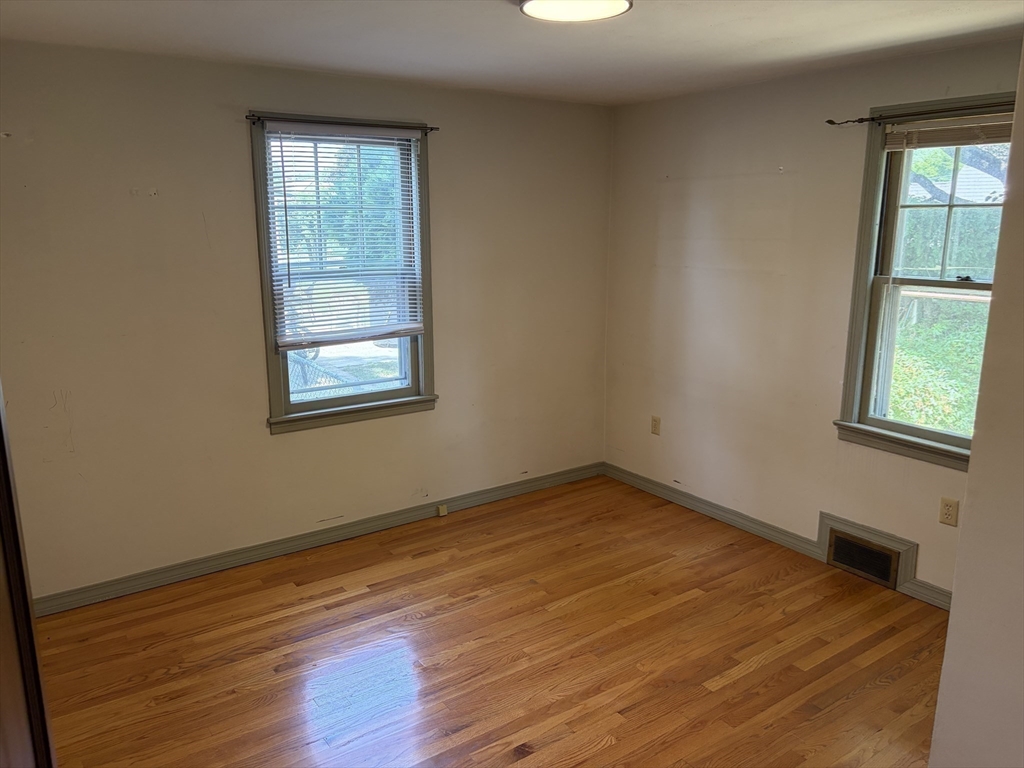 84 Clairmont Ave, Chicopee, MA, 84 Clairmont Ave, Chicopee, MA Photo #8