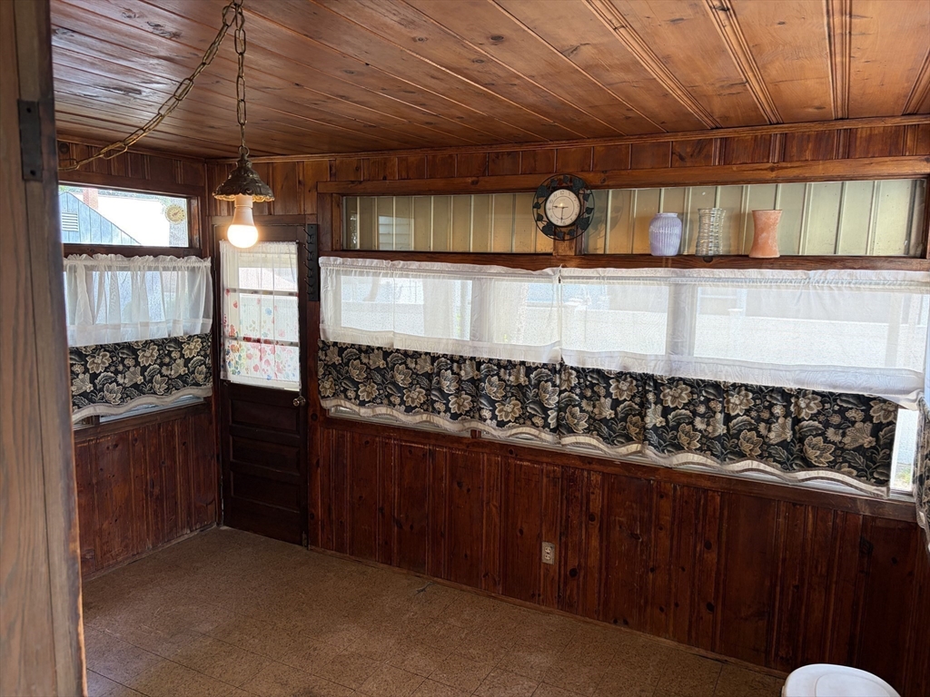 84 Clairmont Ave, Chicopee, MA, 84 Clairmont Ave, Chicopee, MA Photo #11