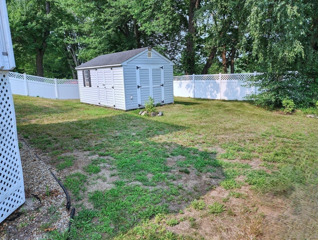 4 Amherst St, Billerica, MA, 4 Amherst St, Billerica, MA Photo #17