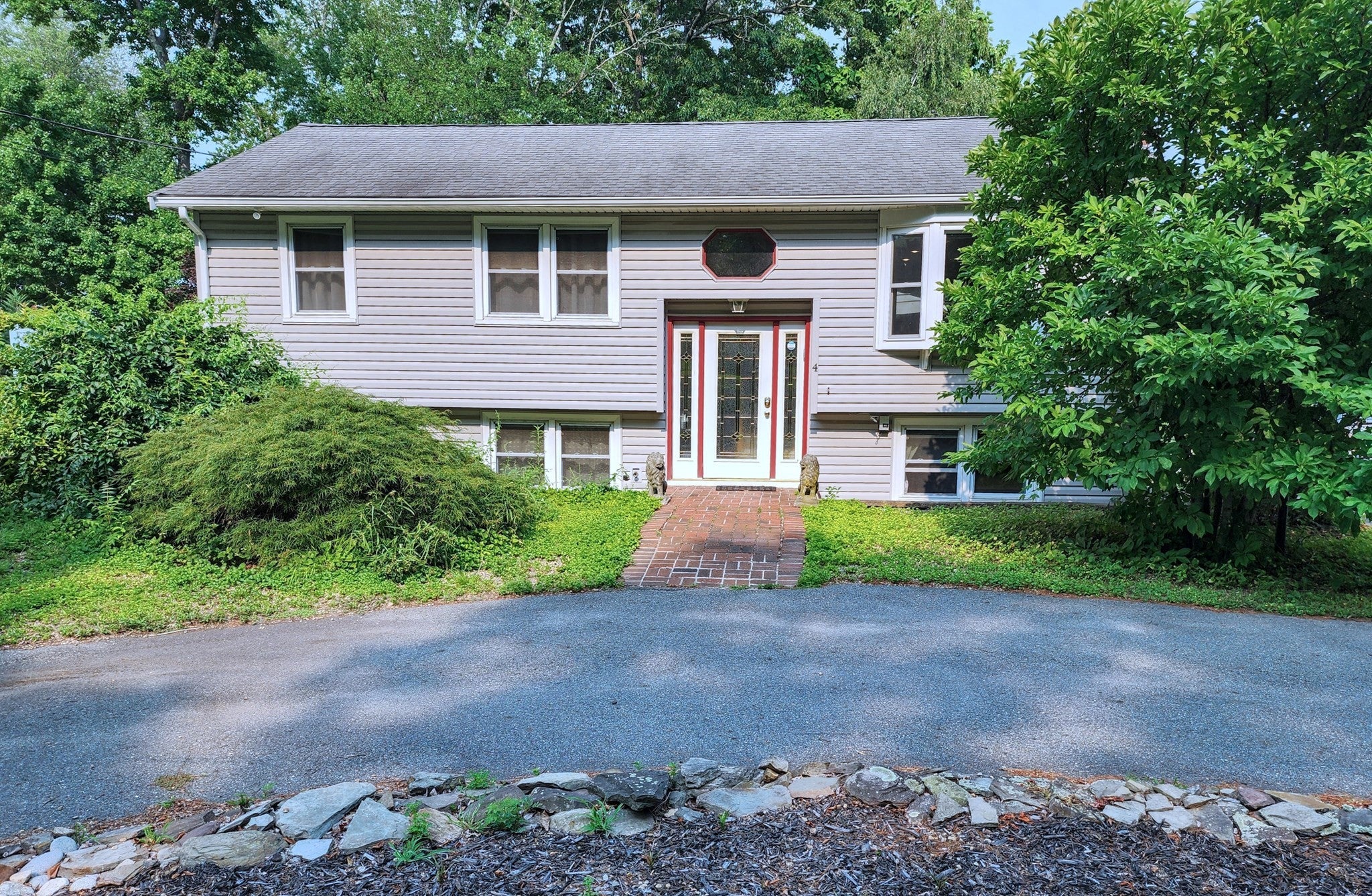 4 Amherst St