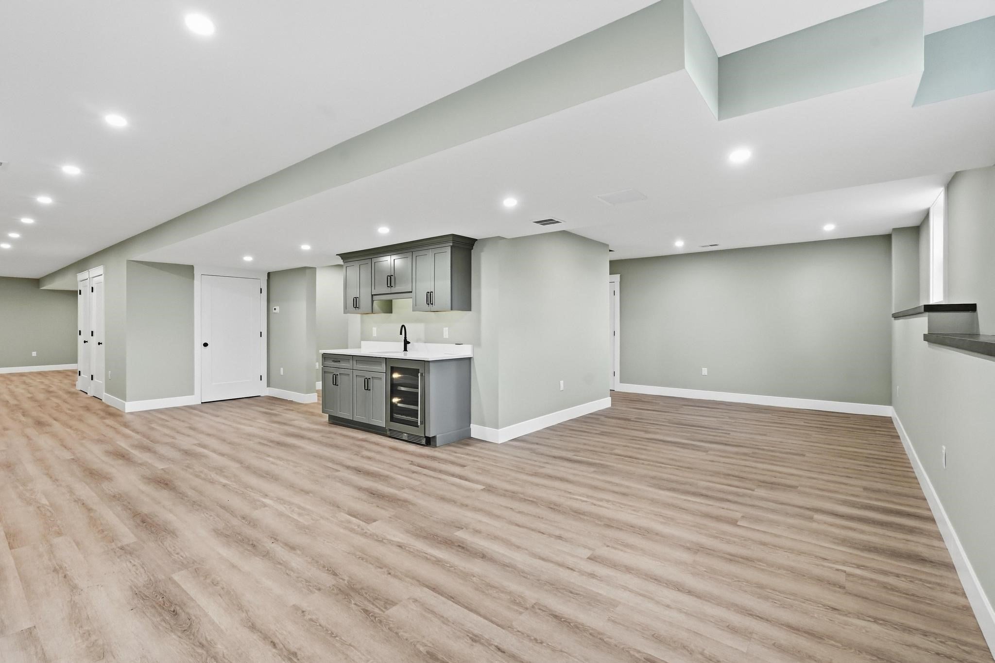4 Juniper St, Burlington, MA, 4 Juniper St, Burlington, MA Photo #32