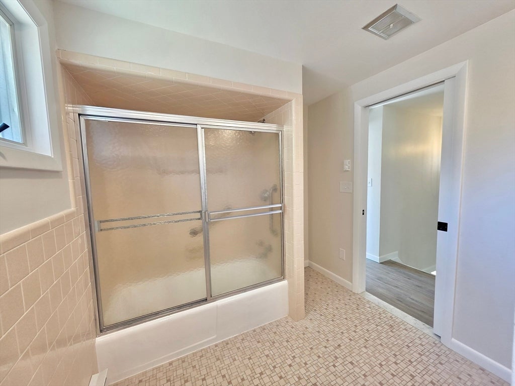 8 Wolf Hill Rd