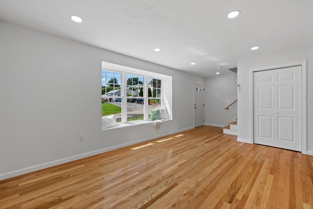 93 Brown St #A, Leicester, MA, 93 Brown St #A, Leicester, MA Photo #8