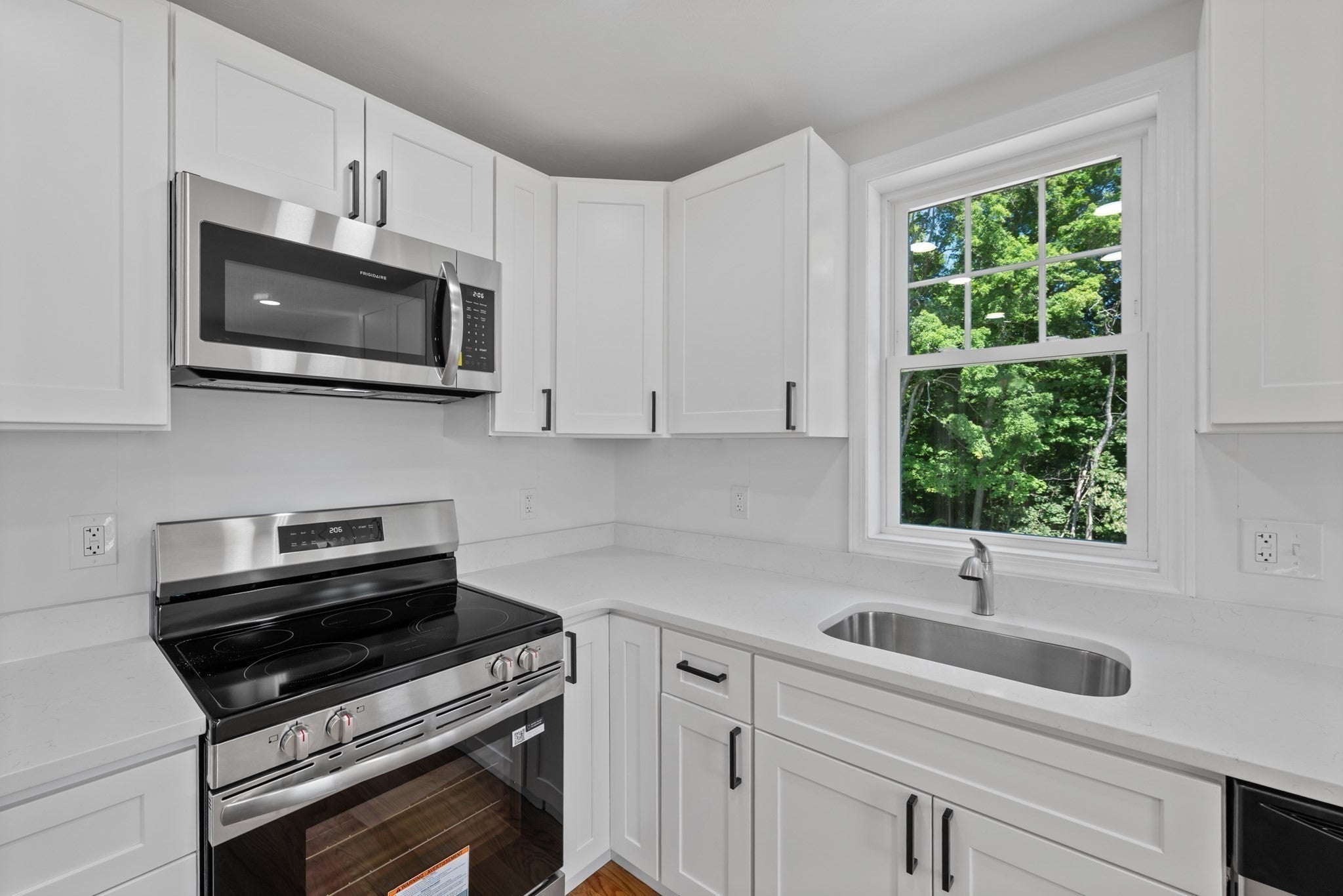 93 Brown St #A, Leicester, MA, 93 Brown St #A, Leicester, MA Photo #10
