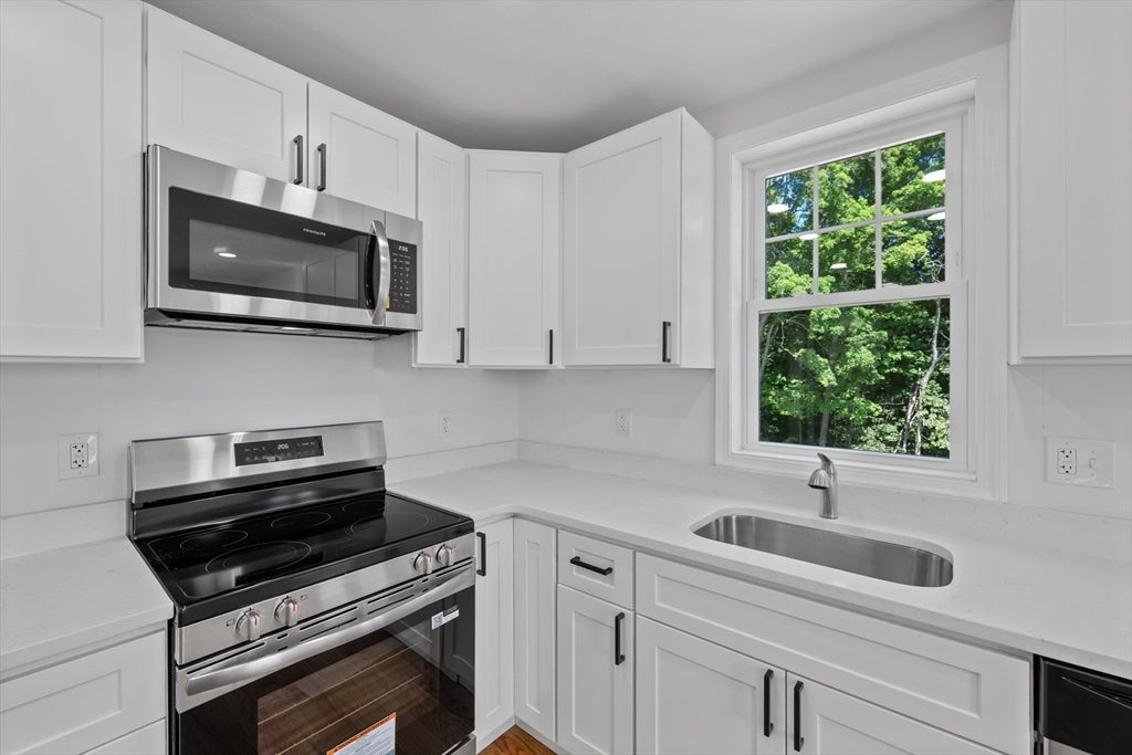 93 Brown St #A, Leicester, MA, 93 Brown St #A, Leicester, MA Photo #9
