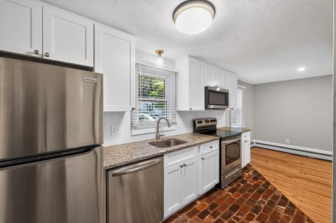 Photo of 12 State Rd #2E, Plymouth, MA 02360 (MLS # 73555950)