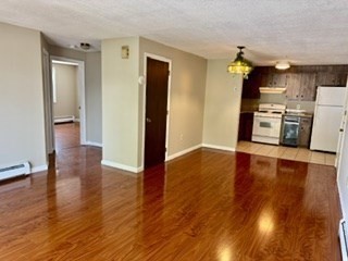 305 Pine St 12