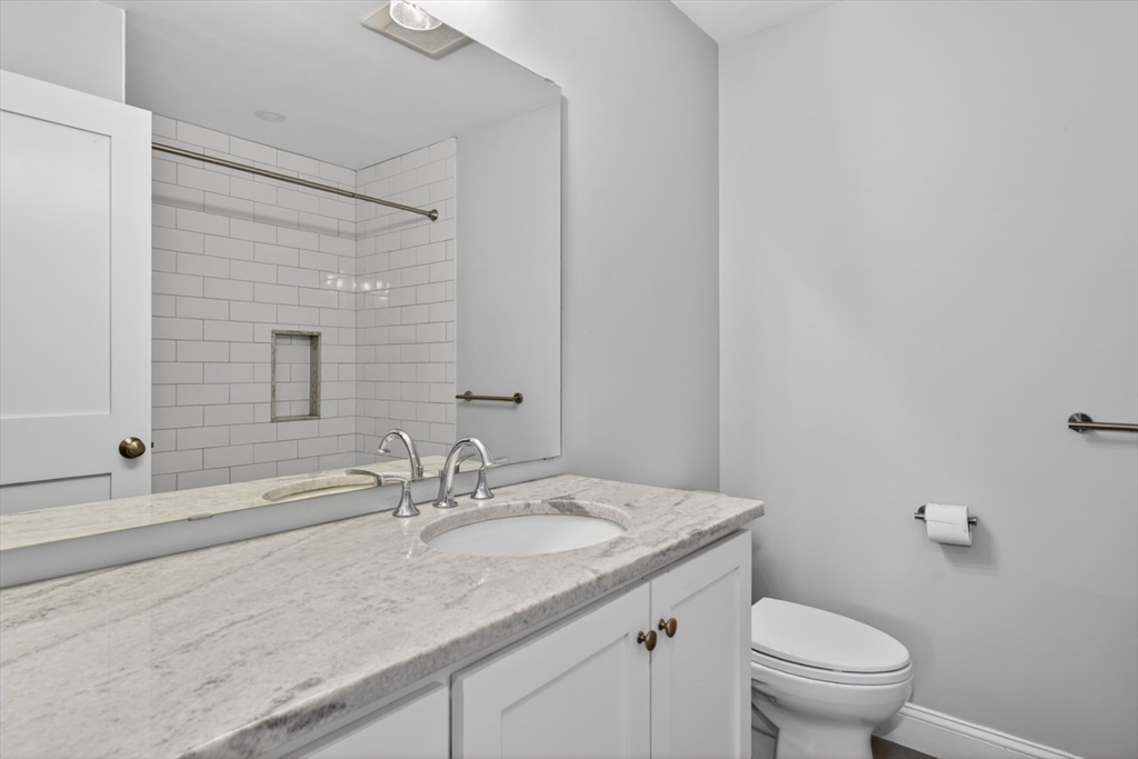 228 Norfolk St #228, Holliston, MA Photo #24