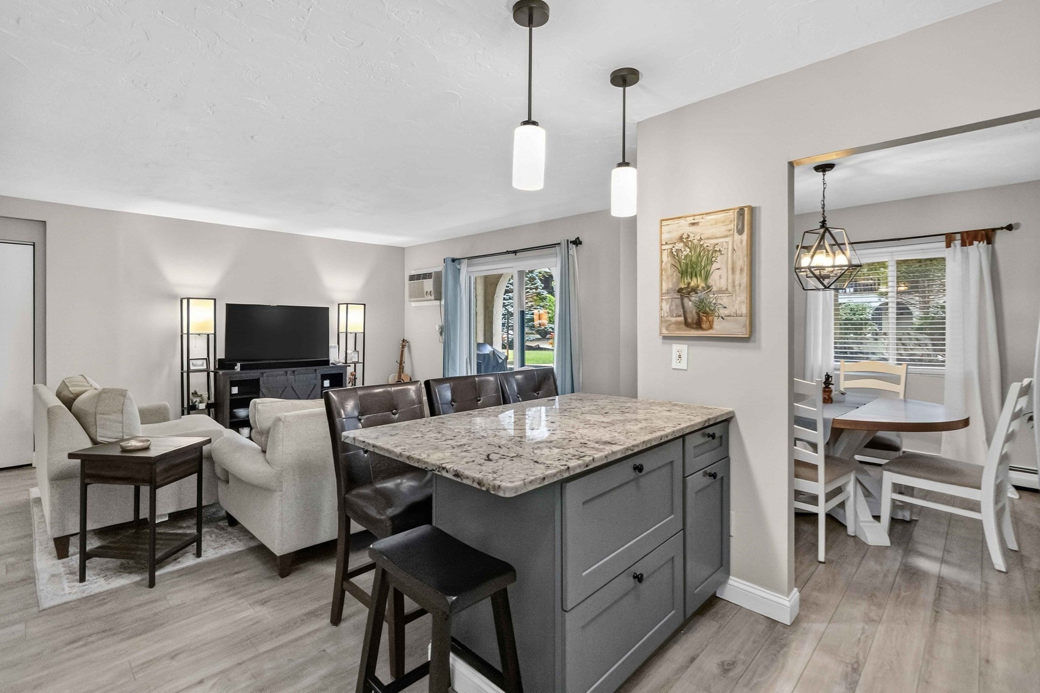 210 Fellsview Terrace 212