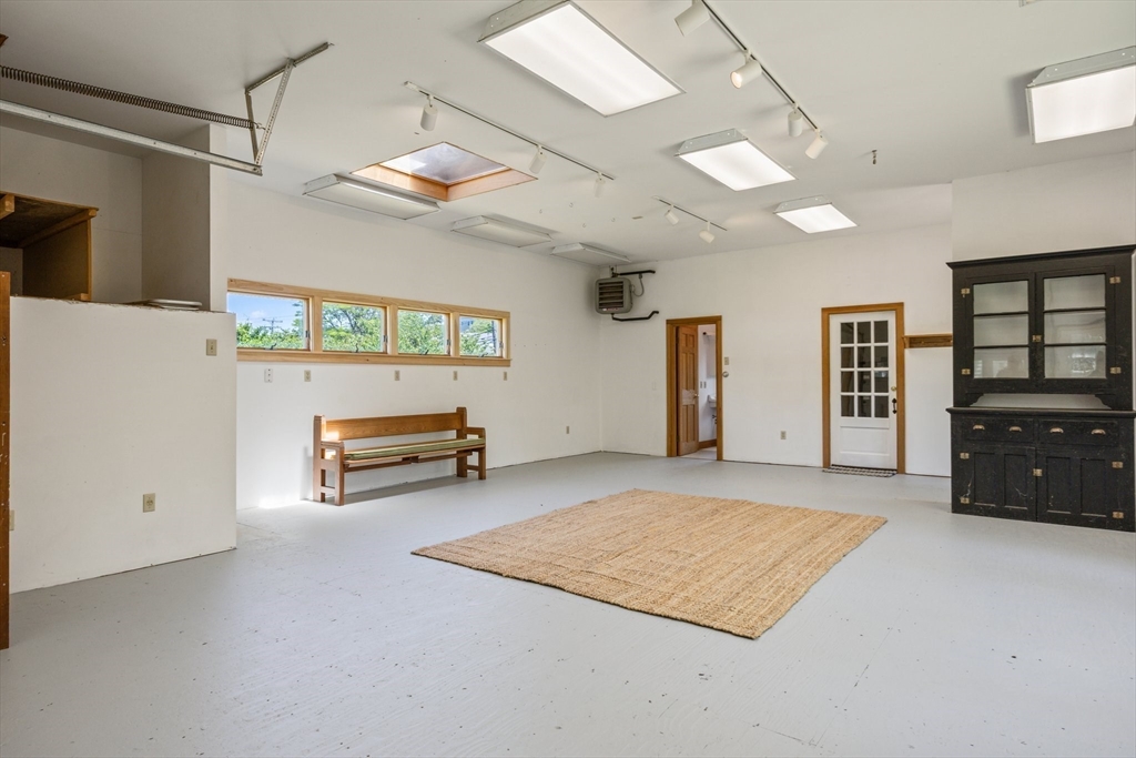 231 Crowell Road