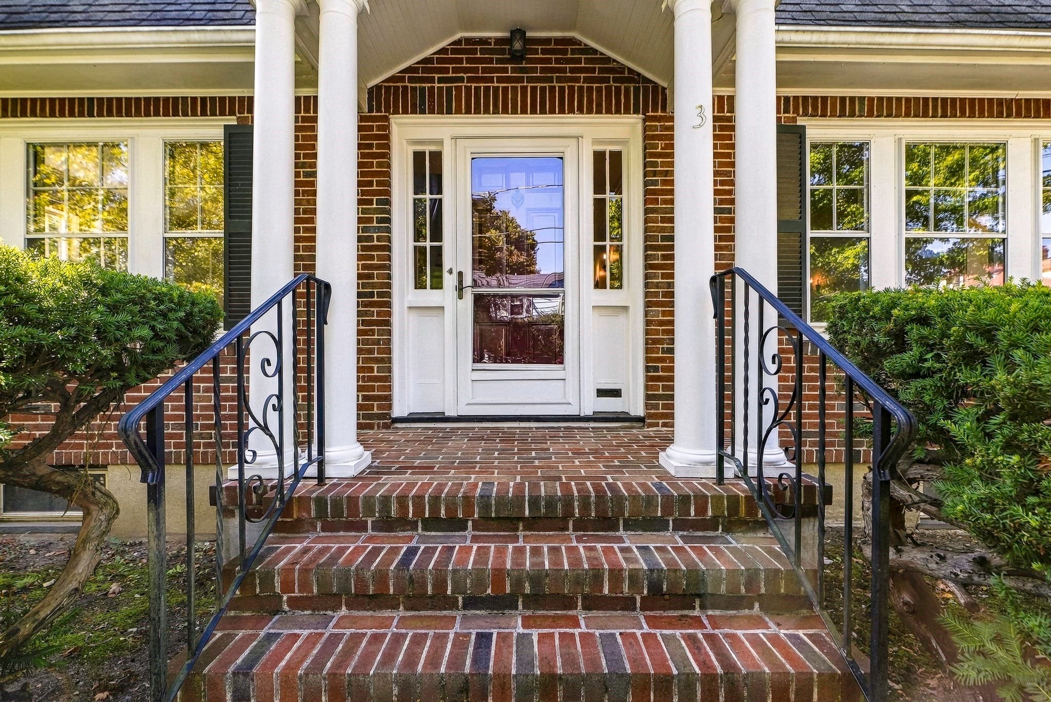 3 Preble Gardens Rd, Belmont MA 02478