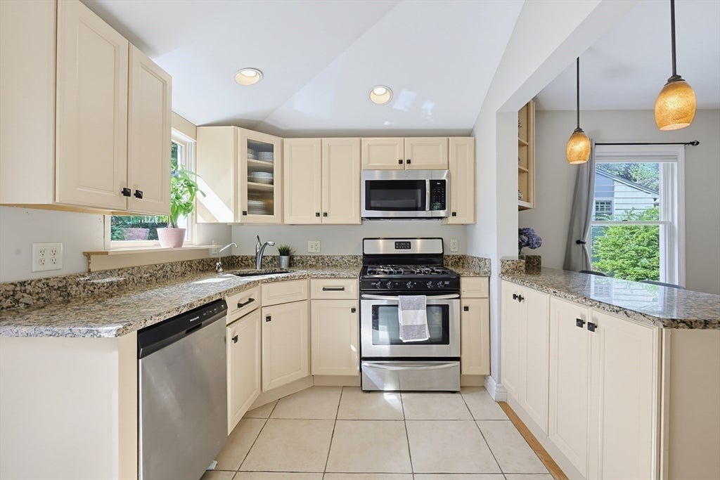54 Gainsville Rd, Dedham, MA, 54 Gainsville Rd, Dedham, MA Photo #15