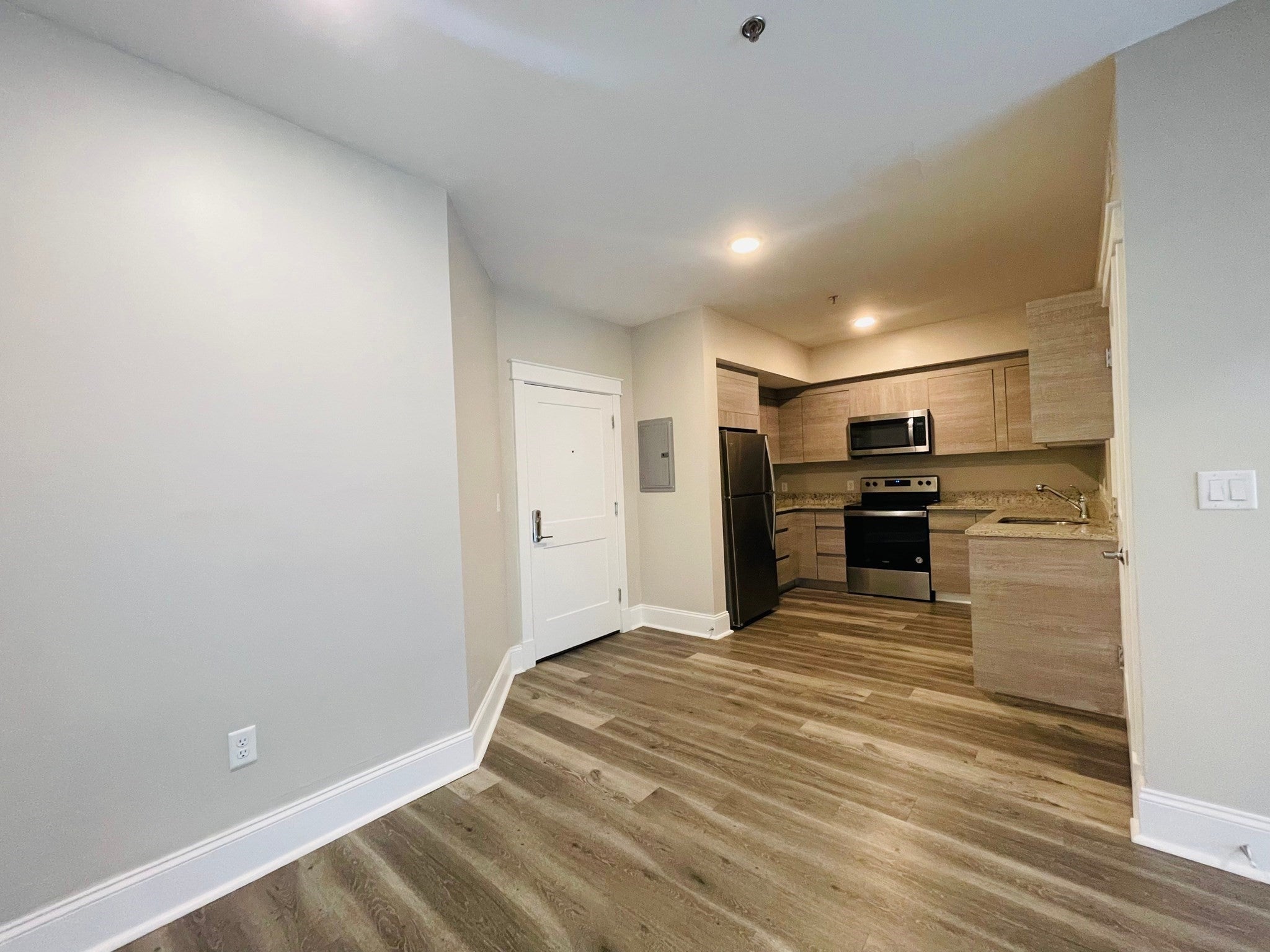 350 Pleasant St #242, Watertown, MA, 350 Pleasant St #242, Watertown, MA Photo #2