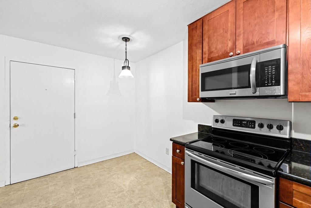 5 Chapel Hill Dr 7
