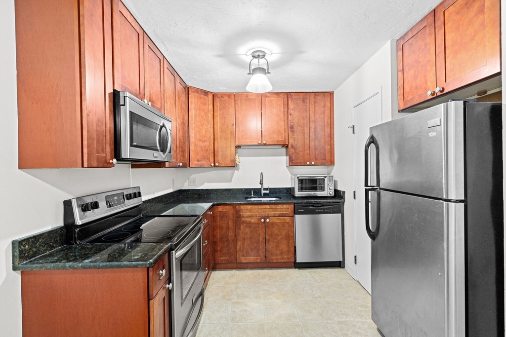 5 Chapel Hill Dr 7