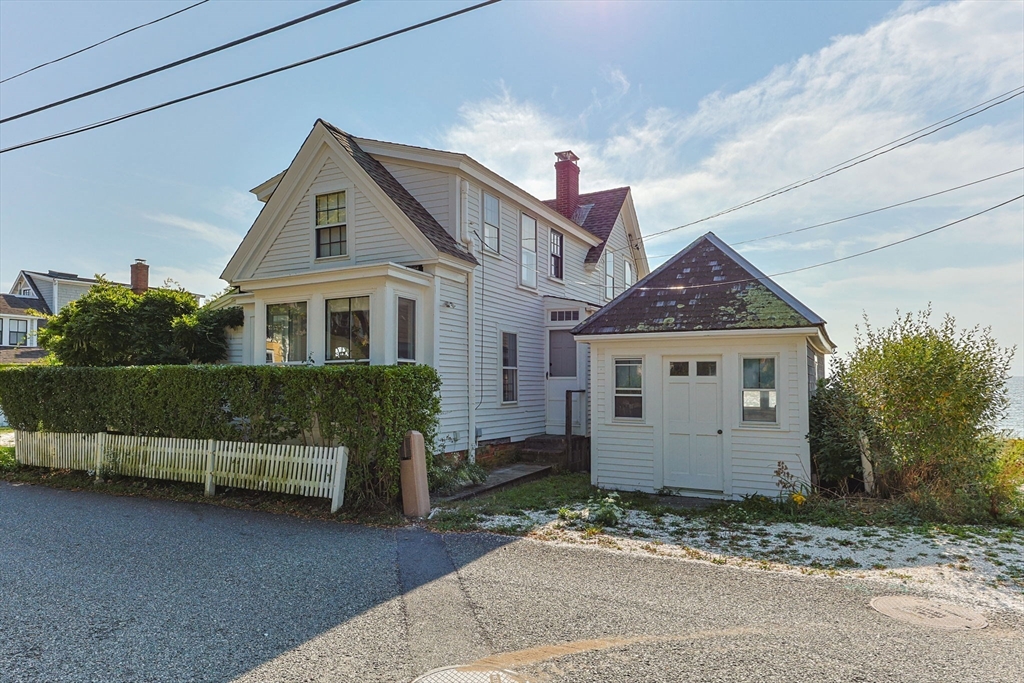 561 Commercial Street