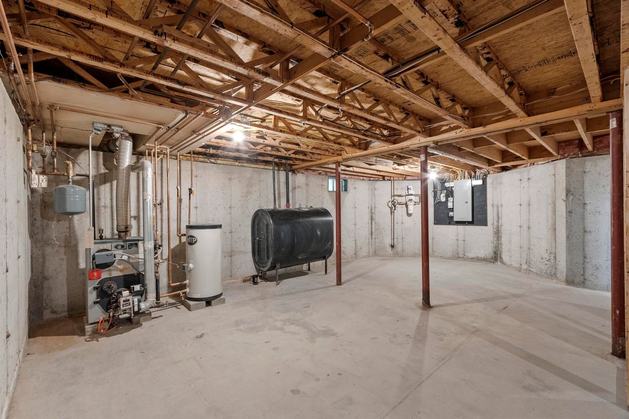 845 Bridge Street, Pelham, NH, 845 Bridge Street, Pelham, NH Photo #23