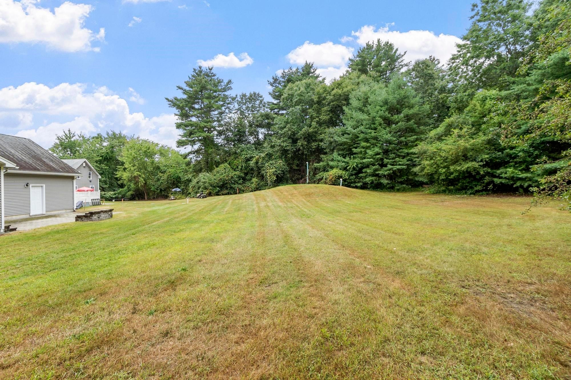 845 Bridge Street, Pelham, NH, 845 Bridge Street, Pelham, NH Photo #25