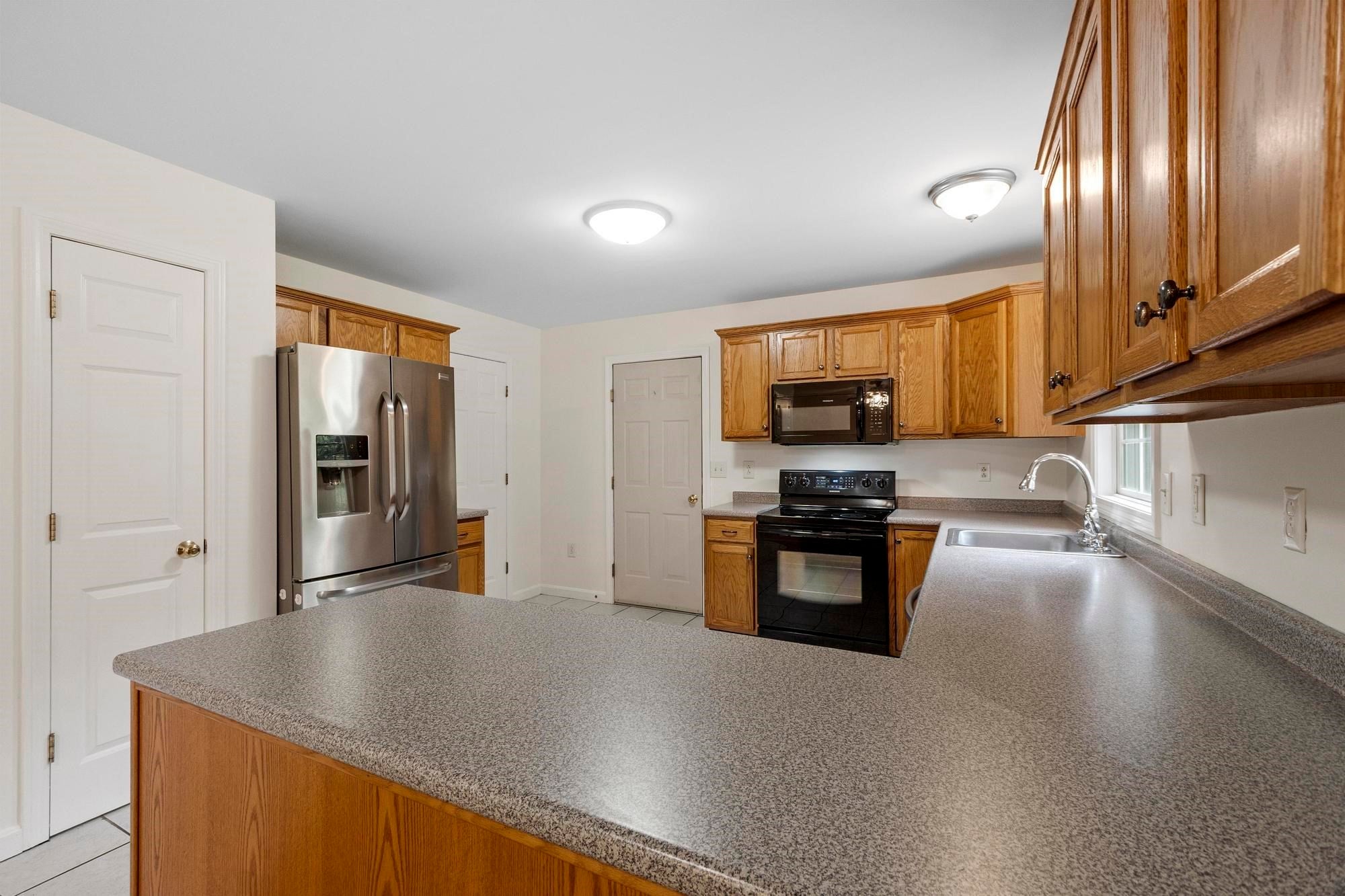 845 Bridge Street, Pelham, NH, 845 Bridge Street, Pelham, NH Photo #13
